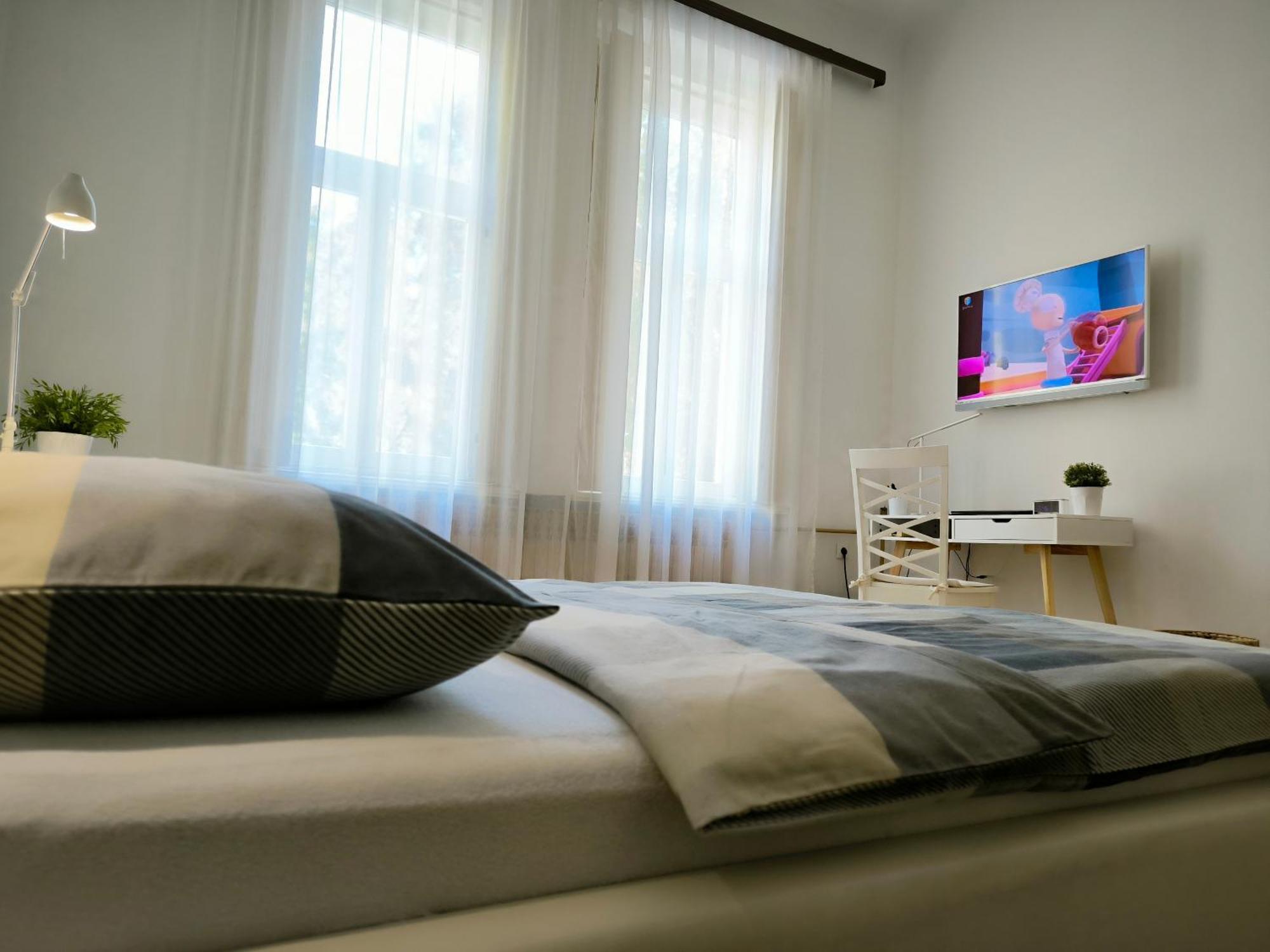 Konzul -Top Apartment, Strict Center, Parking Osijek Extérieur photo